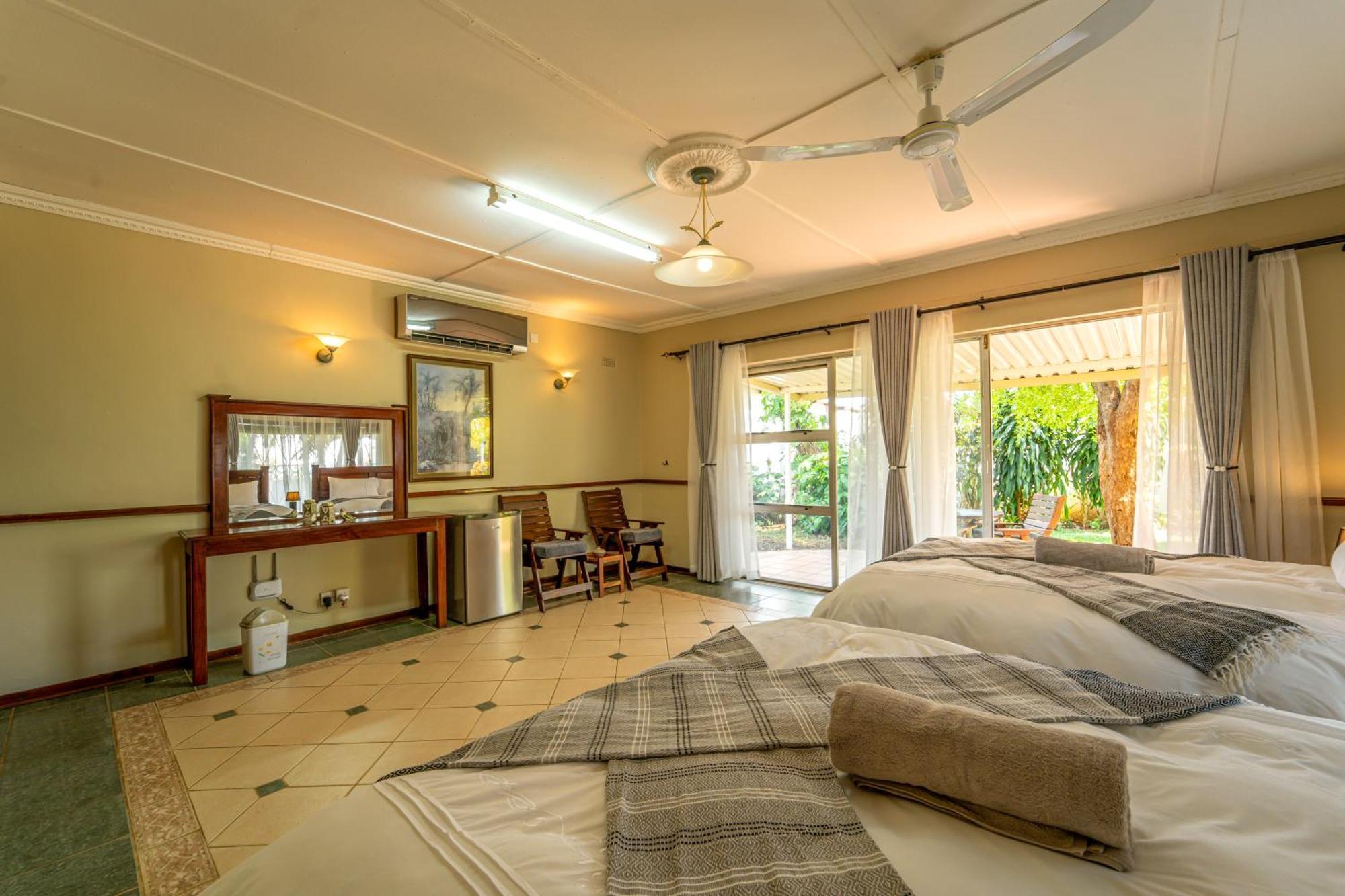 Room In Villa - Zambezi Family Lodge - Elephant Room Victoria Falls Exterior foto